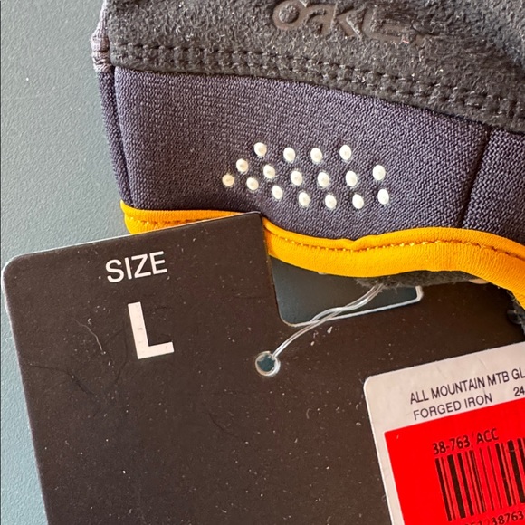 Oakley Factory Pilot All Mountain MTB Glove - Picture 9 of 9